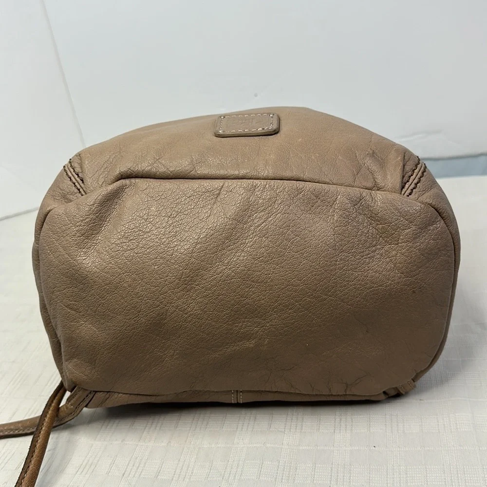 The Sak Camino 100% Leather Backpack Crossbody Bag